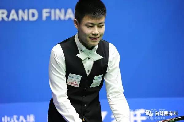 与媒体评论 与媒体评论