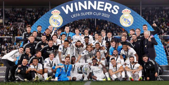 夜晚等在球 夜晚等在球